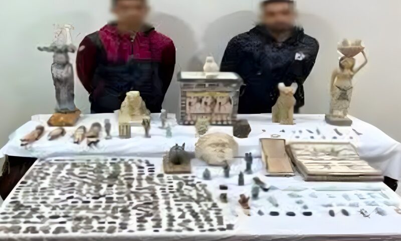 أسرار المغارة الملعونة، كيف سقط شابين بـ521 قطعة أثرية في جبال سمالوط وما هي عقوبتهما؟