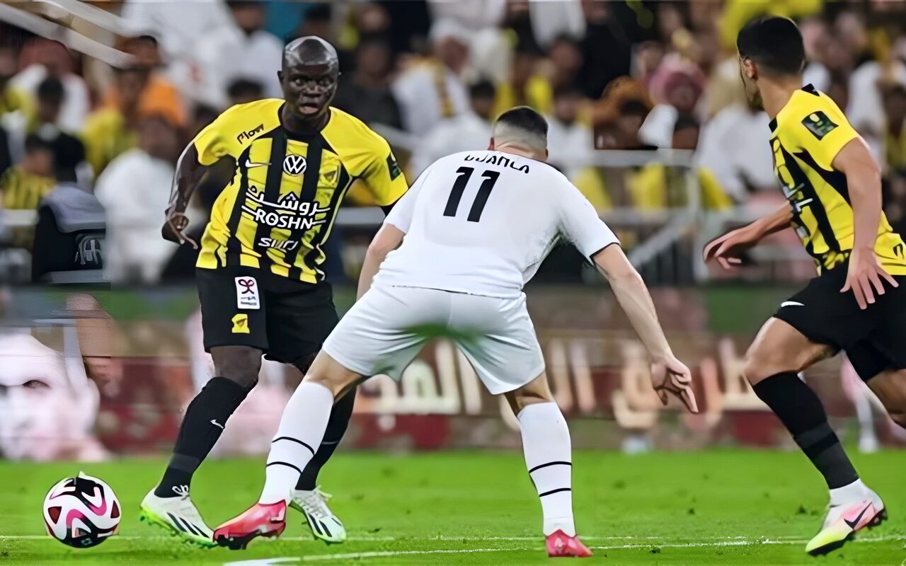دوري أبطال آسيا، اتحاد جدة يفوز على نيفتشي فرغانة بملعبه 2-1