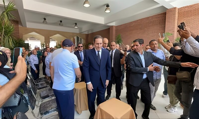 فتح ضريح مبارك أمام الزائرين في الذكرى 53 لانتصارات أكتوبر