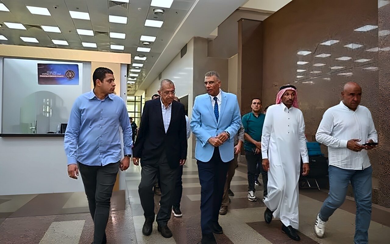 محافظ جنوب سيناء يتابع انتظام العمل بمنفذ طابا البري