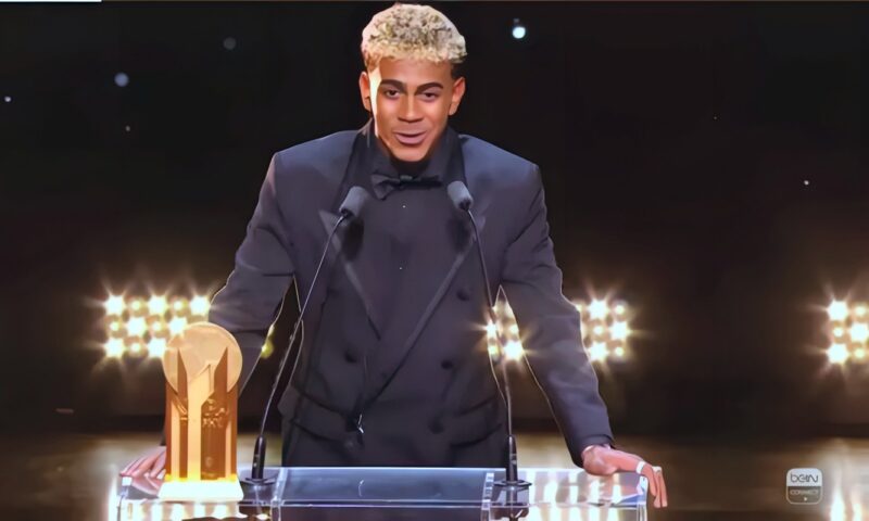 حفل الكرة الذهبية، لامين يامال يحصد جائزة أفضل موهبة شابة للمرة الثالثة على التوالي