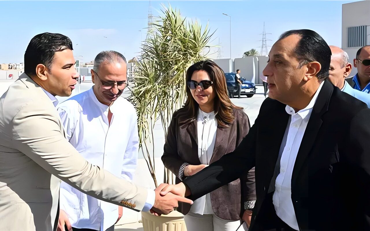 رئيس الوزراء يبدأ زيارة لمحافظة السويس لافتتاح عددٍ من المشروعات في قطاعات خدمية وتنموية