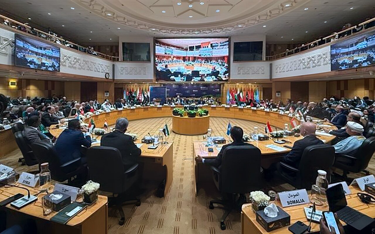 عبد الغفار: الأزمات الإقليمية والدولية تفرض تنسيق الجهود لضمان الأمن الصحي