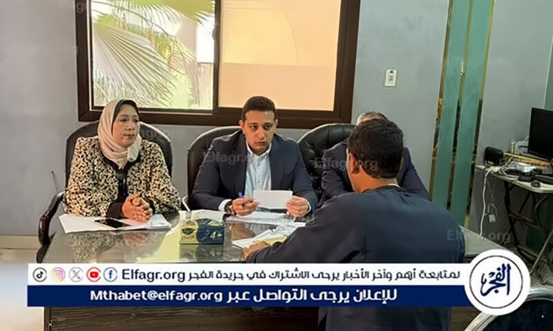 نائب محافظ الفيوم يتابع مطالب أهالي حي الجون ويوجه بالتنسيق لسرعة حلها