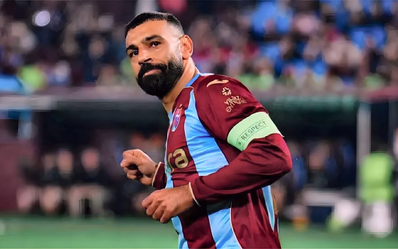 تفاصيل زيارة أبوريدة إلى تركيا لإنهاء أزمة محمد صلاح مع التوأم