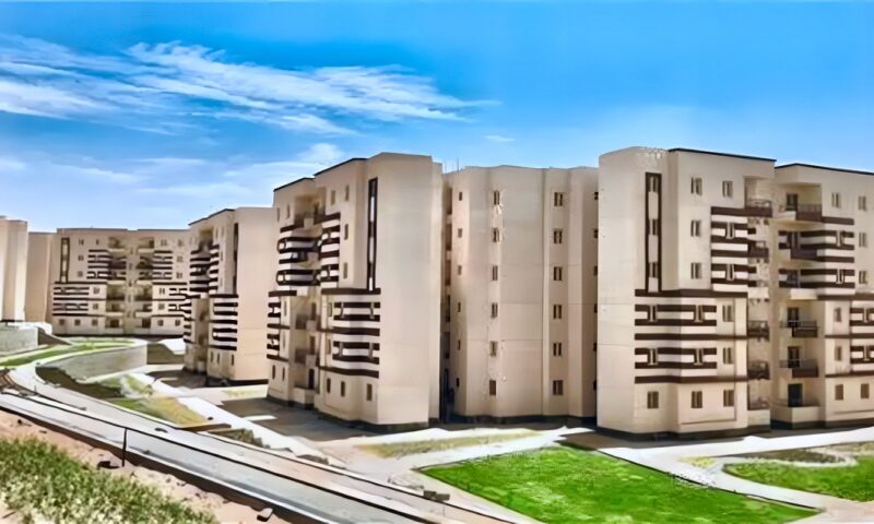 الإسكان تستعرض الأوراق والمستندات المطلوبة لتسليم الشقق لحاجزيها
