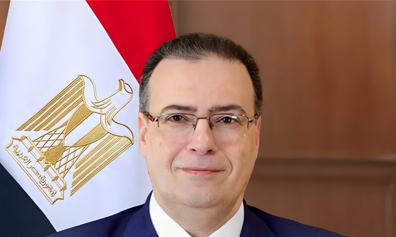 التنظيم والإدارة: نقل 1799 موظفًا للجهات المنتدبين إليها بقرار من رئيس الوزراء