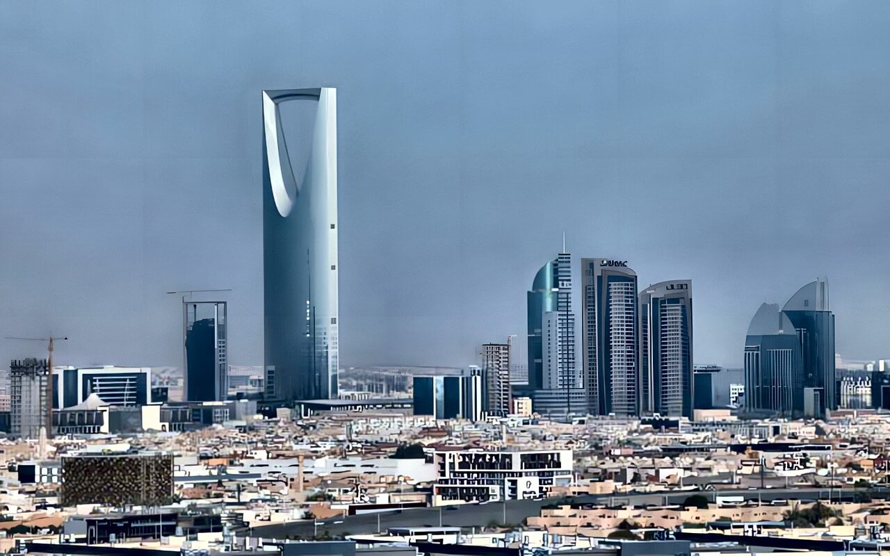 السعودية… زوال الخطر عن الرياض بعد أول إنذار مبكر الثلاثاء