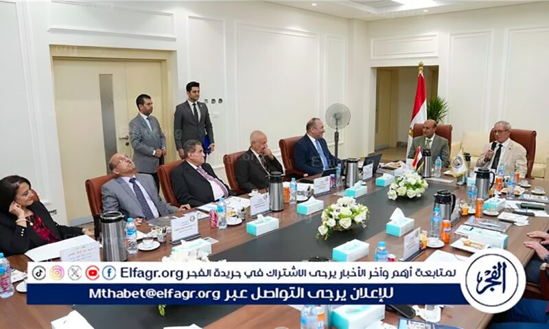 رئيس جامعةأسيوط الأهلية يشارك فى اجتماع مجلس أمناء الجامعة