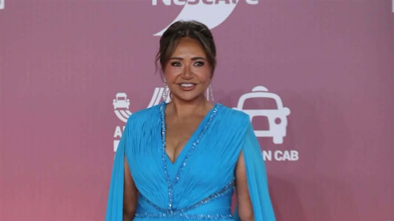 يسرا وليلى علوي تخطفان الأنظار في افتتاح مهرجان الجونة السينمائي (صور)