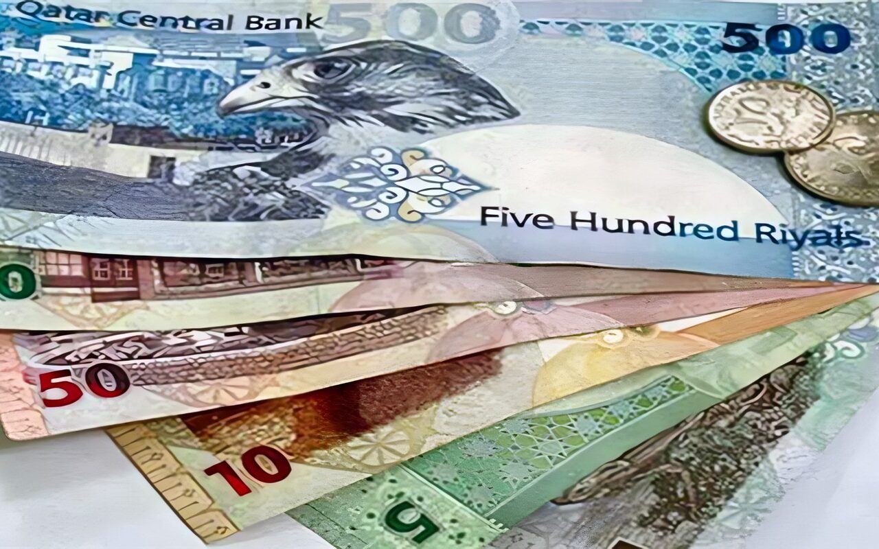 ارتفاع سعر الريال القطري مقابل الجنيه في البنك المركزي مساء اليوم