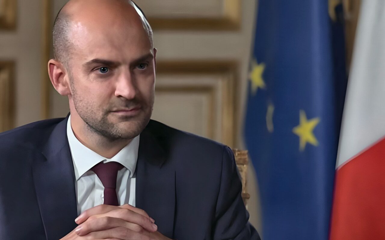 وزير الخارجية الفرنسي: التصعيد بين إيران وأمريكا لن يترك سوى خاسرين ويرفع أسعار النفط