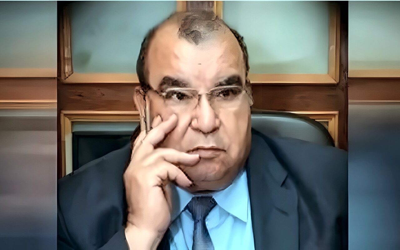 رفعت فياض يكتب: قصة سقوط “محتال الواتساب” الذي استغل اسمي لابتزاز قيادات جامعة العاصمة
