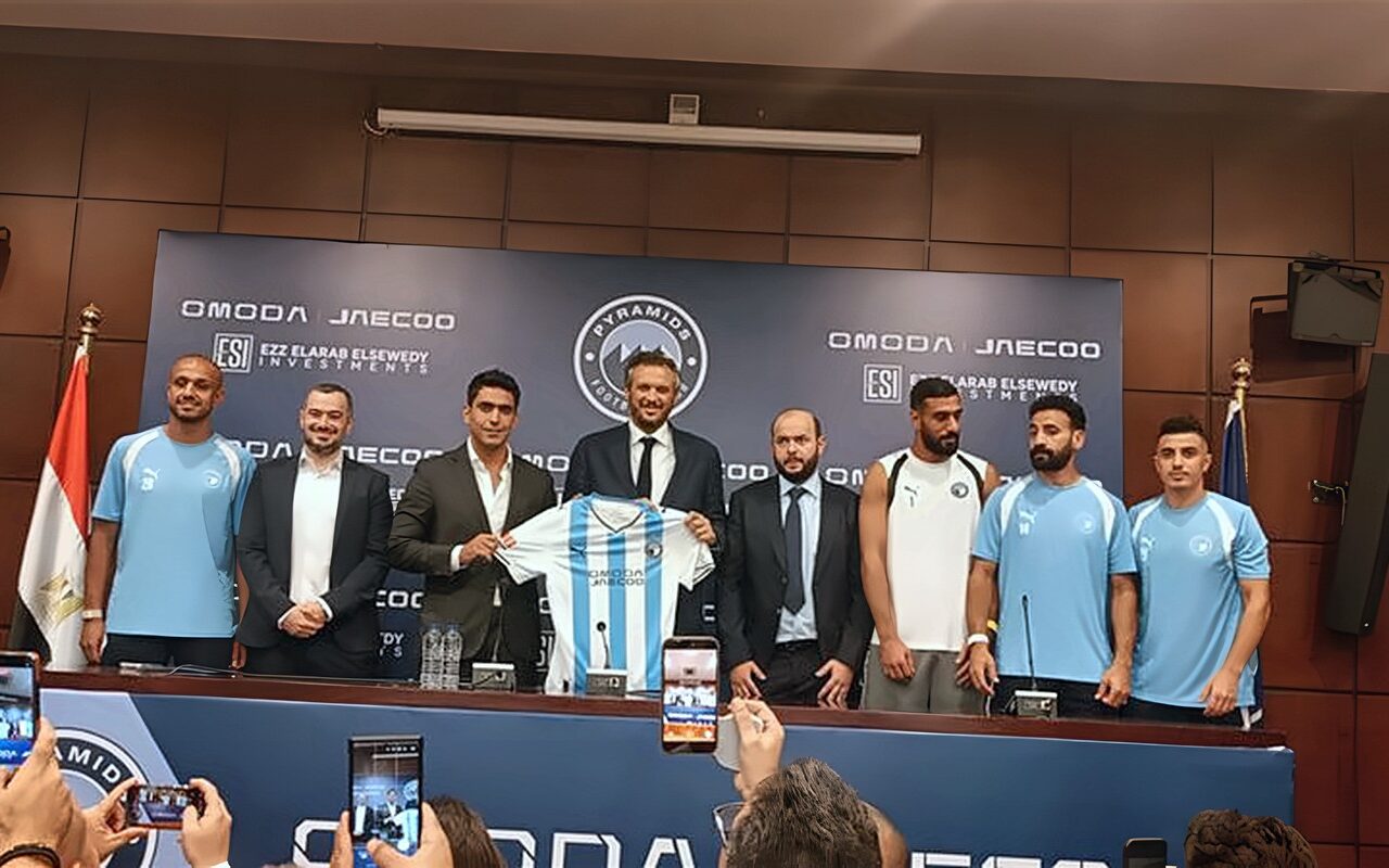 بيراميدز يعلن عن راعٍ جديد لقميص فريق كرة القدم