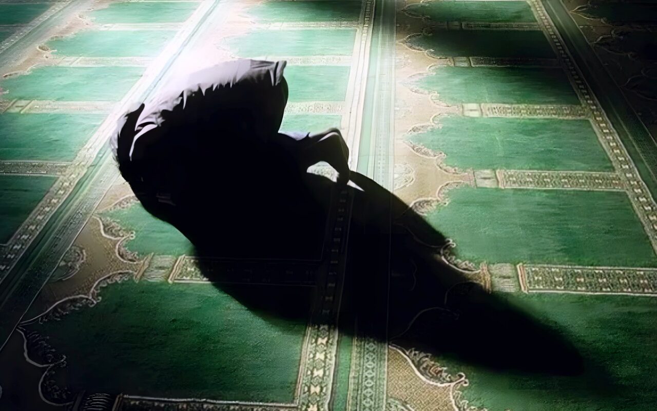 الأزهر للفتوى يوضح كيفية قضاء الصلوات الفائتة وحكم من ترك الصلاة سنوات
