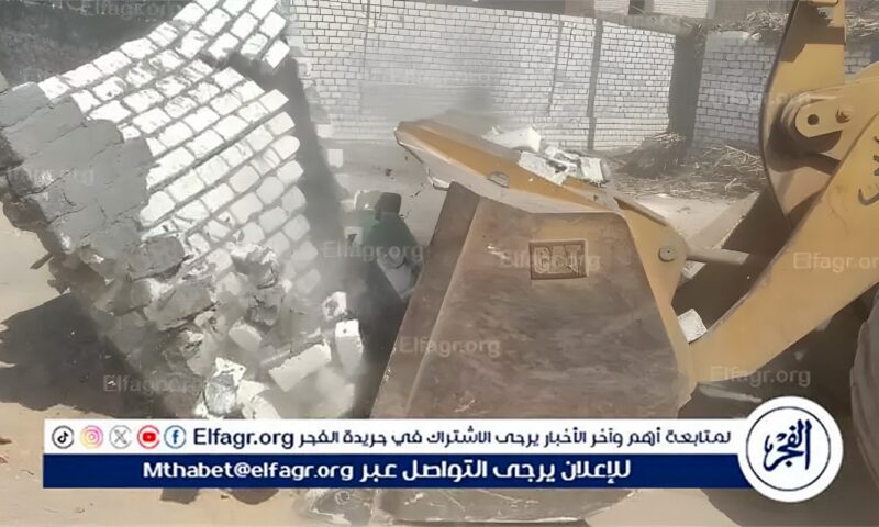 محافظ أسيوط: إزالة 25 حالة تعدي ومتابعة طلبات تقنين أراضي أملاك الدولة بصدفا