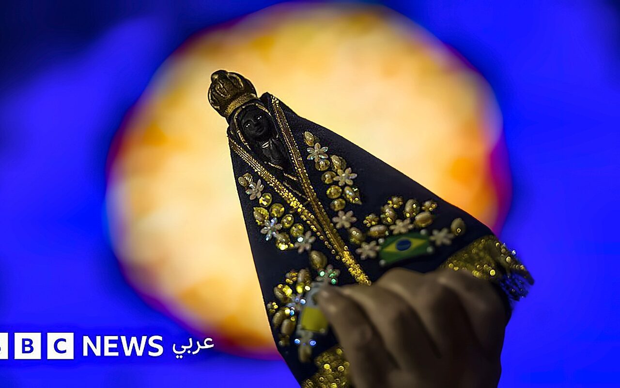 لماذا قد يؤثر الجدل حول أيقونة للسيدة العذراء مريم على الانتخابات الرئاسية بالبرازيل؟