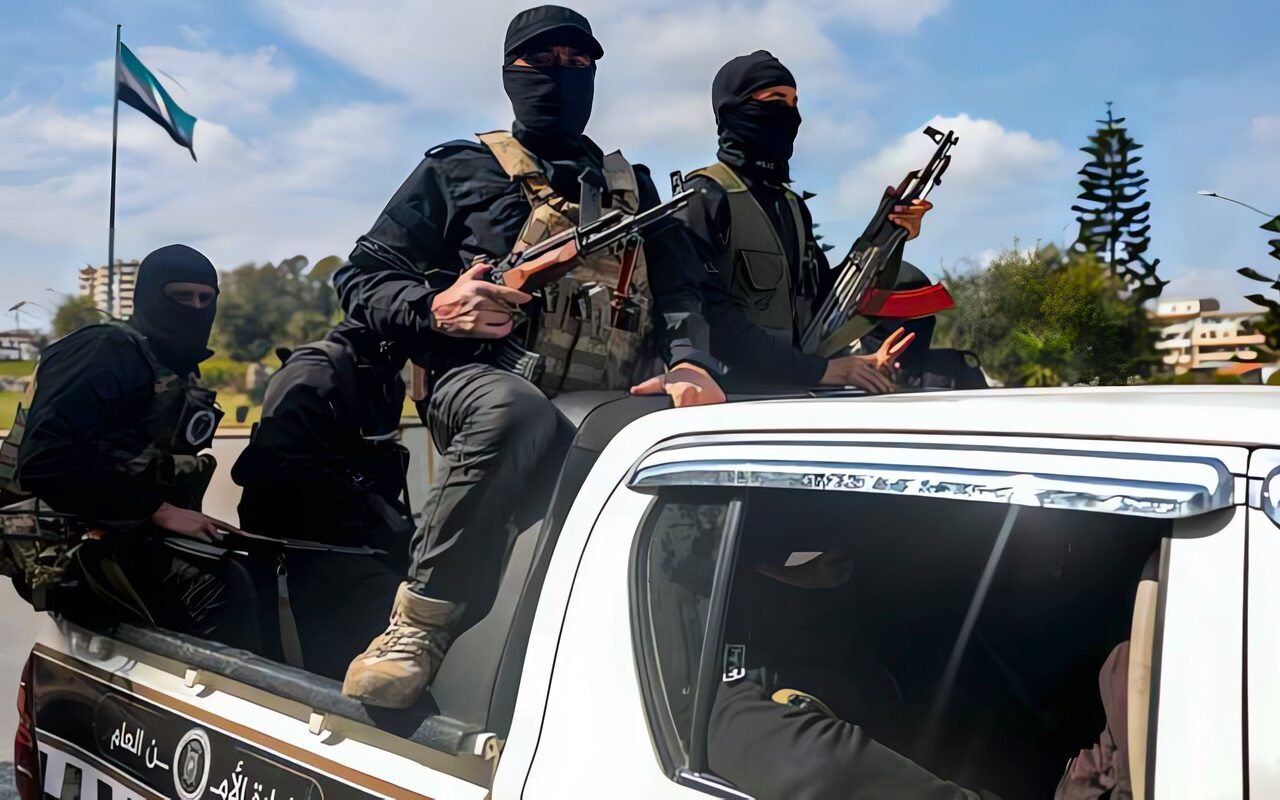 سوريا… عملية أمنية تستهدف خلية لتنظيم “الدولة” في ريف دمشق