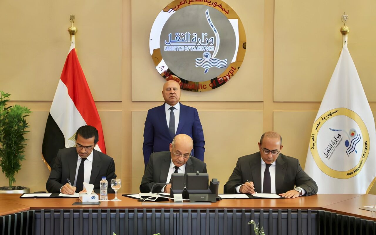 مصر تخطط لإنشاء مركز لوجستي متكامل للتوزيع وإعادة التصدير بميناء الدخيلة