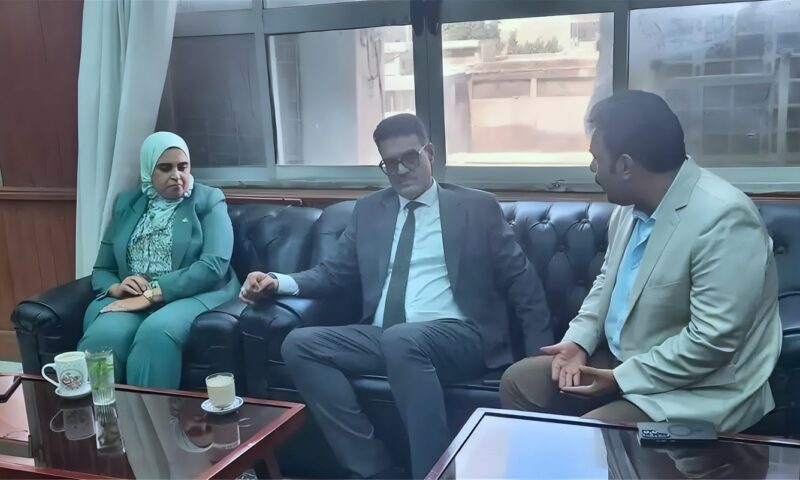 رئيس شركة المياه والصرف بالقليوبية يبحث مع هندسة بنها تعزيز التعاون للتطوير الفني والبحث العلمي