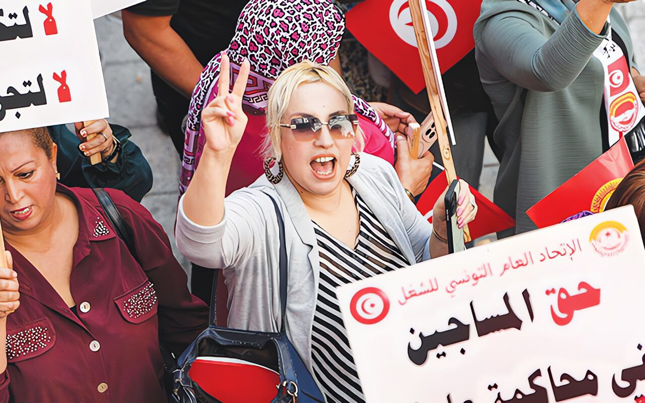 لجنة حقوقية تطالب السلطات التونسية بالتحقيق في «الوفاة المريبة» لرجل أعمال معتقل