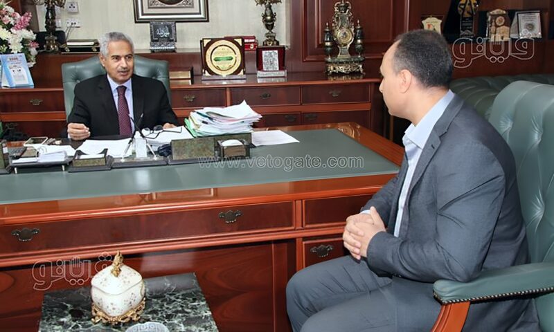 محافظ بني سويف يوجّه بمراجعة نظام الطوارئ عقب وفاة مريض أمام بوابة المستشفى الجامعي