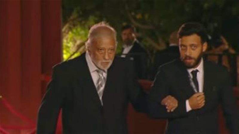 برغم تعبه، محسن أحمد يظهر في مهرجان الجونة بعد تعافيه من وعكته الصحية