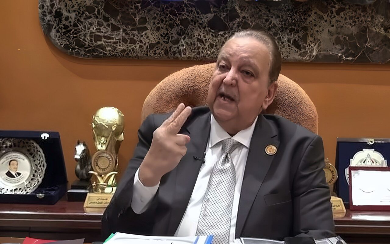نبيل دعبس يفوز برئاسة “تعليم الشيوخ” في دور الانعقاد الثانى