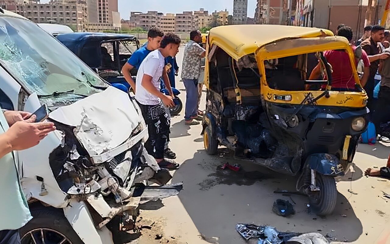 إصابة سيدة وطفليها في حادث تصادم بطنطا (صور)