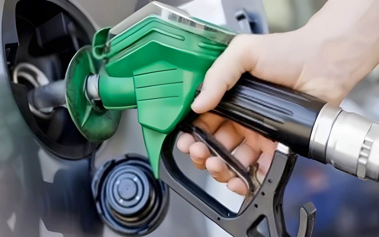 البنزين والسولار.. تعرف على حقيقة زيادة الأسعار