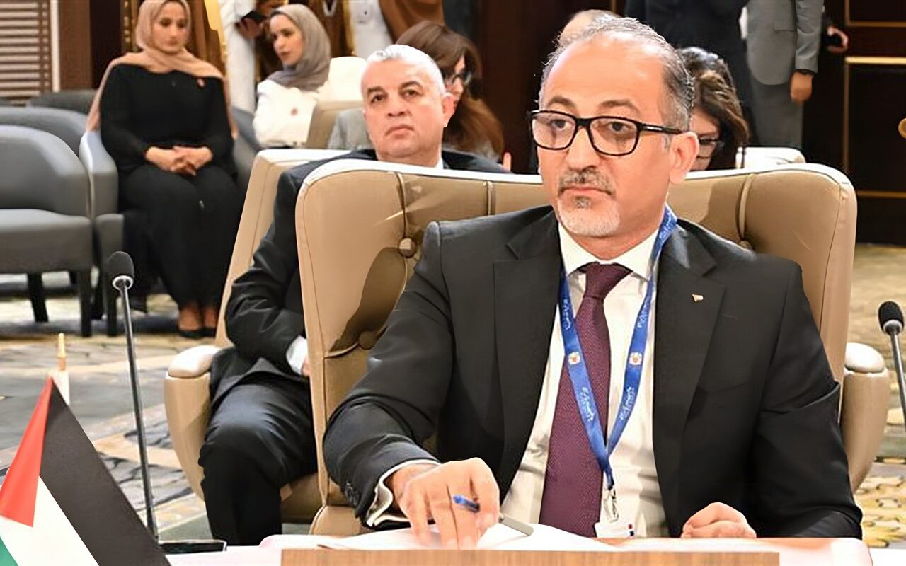 مندوب فلسطين بالجامعة العربية يطالب بتحرك دولي عاجل لوقف جرائم إسرائيل