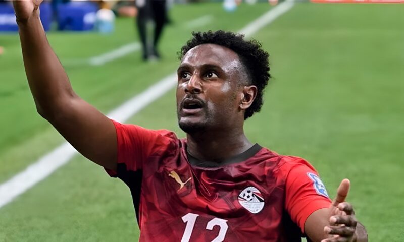 هيثم حسن على مقاعد بدلاء سيلتيك أمام بنفيكا في الدوري الأوروبي