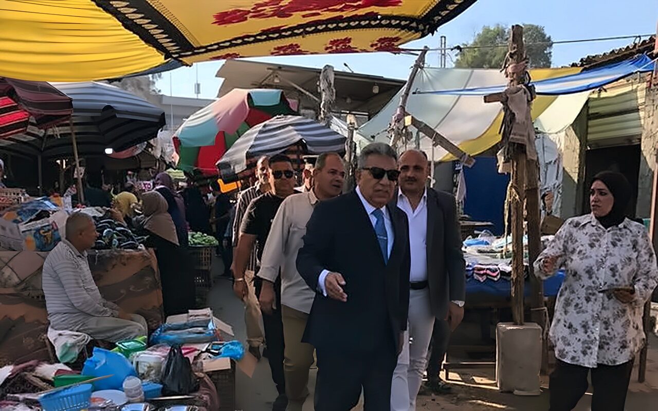 توجيهات عاجلة لمحافظ الدقهلية بشأن الإشغالات والباعة الجائلين بحي غرب المنصورة