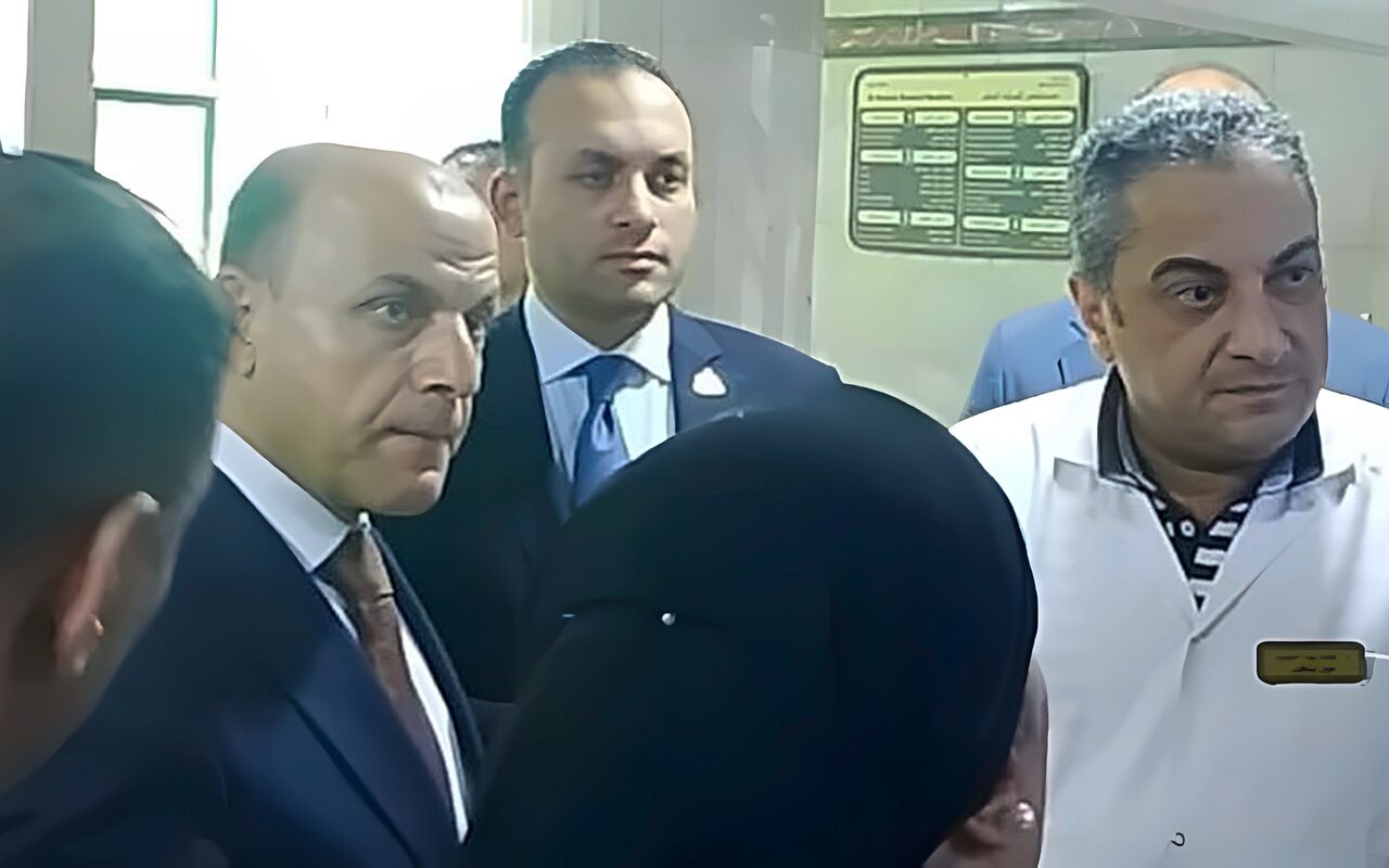 محافظ الغربية يتفقد مصابي حادث العقار المنهار داخل مستشفى المحلة العام