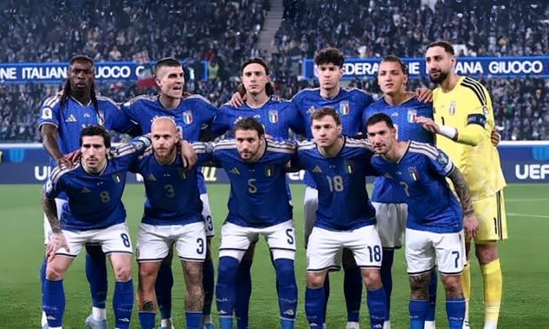 مانشيني يعلن تشكيل منتخب إيطاليا ضد فرنسا في دوري الأمم الأوروبية