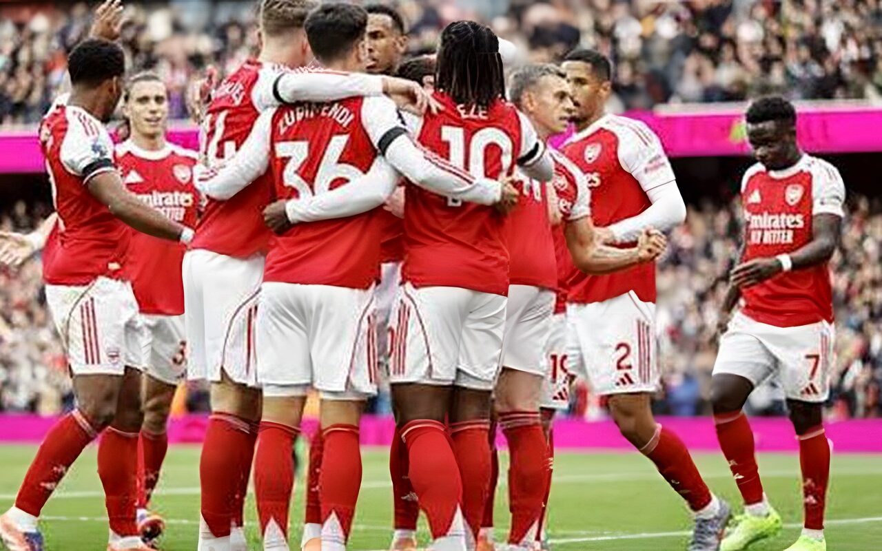 التشكيل الرسمي لمباراة آرسنال وليدز يونايتد بالدوري الإنجليزي