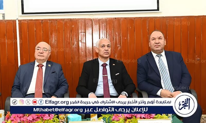 رئيس جامعة أسيوط يفتتح المؤتمر العلمي التاسع لشباب الباحثين في العلوم الأساسية والتطبيقية