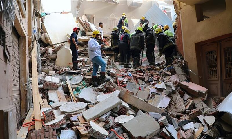 بينهم 3 أطفال، ارتفاع عدد ضحايا عقار حدائق القبة المنهار لـ 6 وفيات و7 مصابين