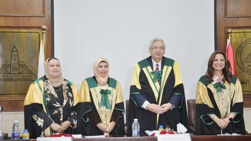 بحضور مستشار الرئيس، مناقشة رسالة دكتوراه تأثير الصورة الرقمية لمقاصد السياحة الصحية