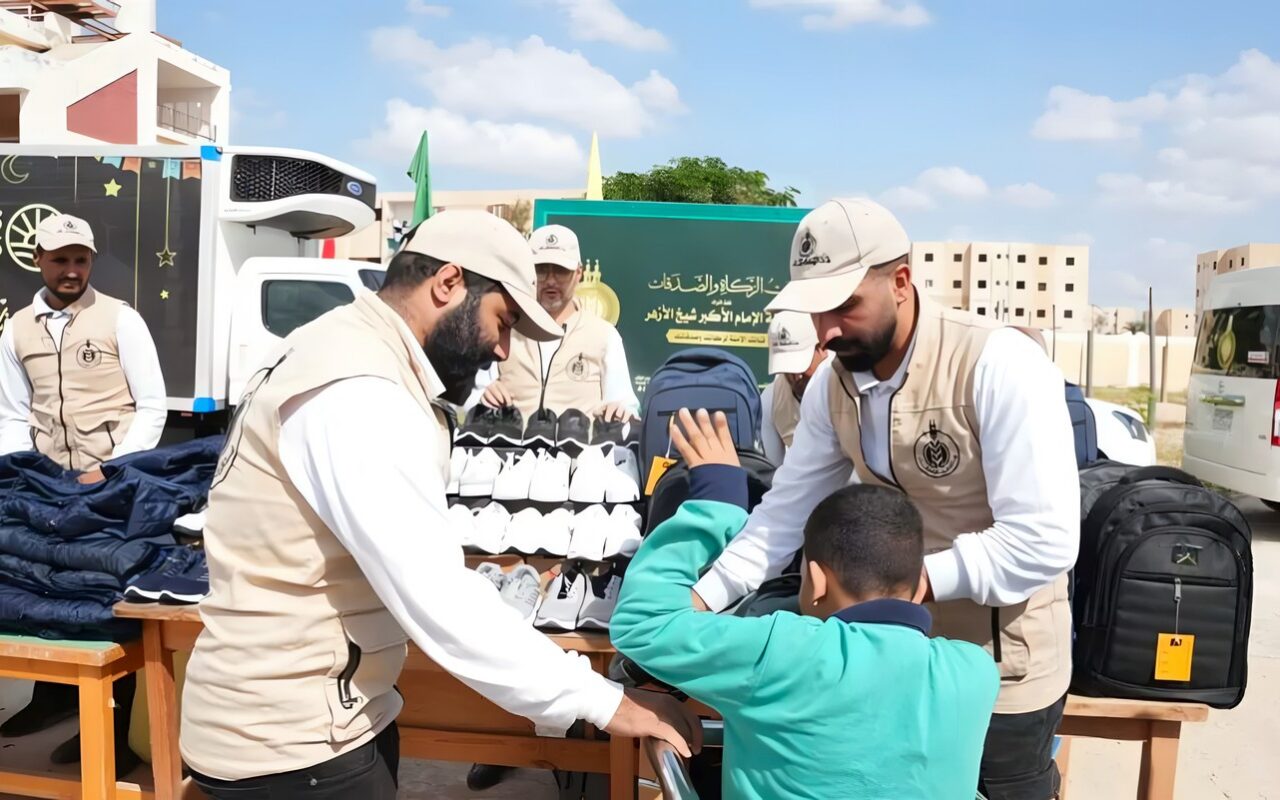 جهاز مستقبل مصر وبيت الزكاة يقدمان دعمًا متكاملًا لطلاب التربية الفكرية بقنطرة شرق