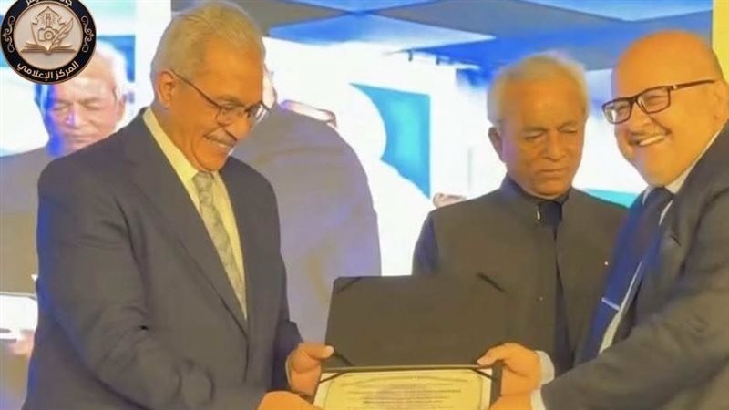 رئيس جامعة الأزهر بعد تكريمه من جامعة «باشن» الأمريكية: ثمار جهود الإمام الأكبر