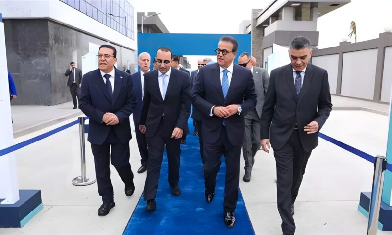 وزير الصحة يدشن الخطوات التنفيذية لنقل تكنولوجيا تصنيع أول لقاح للمكورات الرئوية «PCV13» محليًا