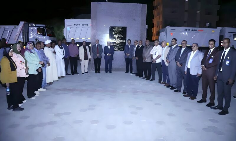 رئيس جامعة قنا يفتتح ساحة المستشفيات الجامعية (صور)