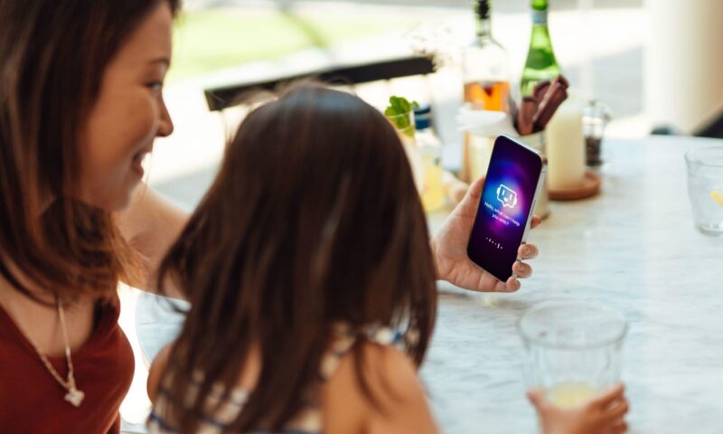 الذكاء الاصطناعي ومرحلة الطفولة.. كيف يتعامل الأهل معه؟