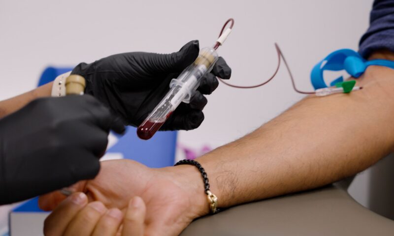تحليل دم بسيط يمكنه الكشف عن أكثر من 50 نوعًا من السرطان.. كيف يعمل؟