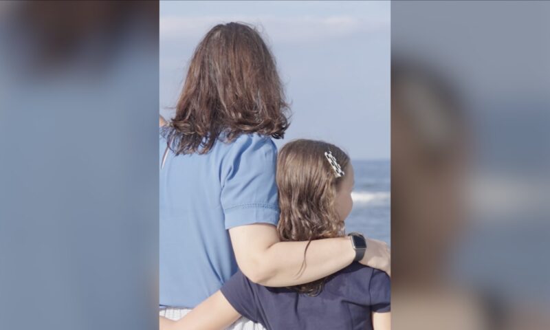 ذهان ما بعد الولادة.. كيف يخفق النظام الطبي في تشخيص وعلاج الأمهات الجدد؟