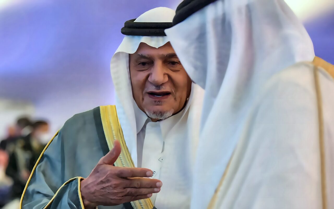 الحوثي ولمن اليد العليا في اليمن.. الأمير تركي الفيصل يقيّم الوضع على الأرض