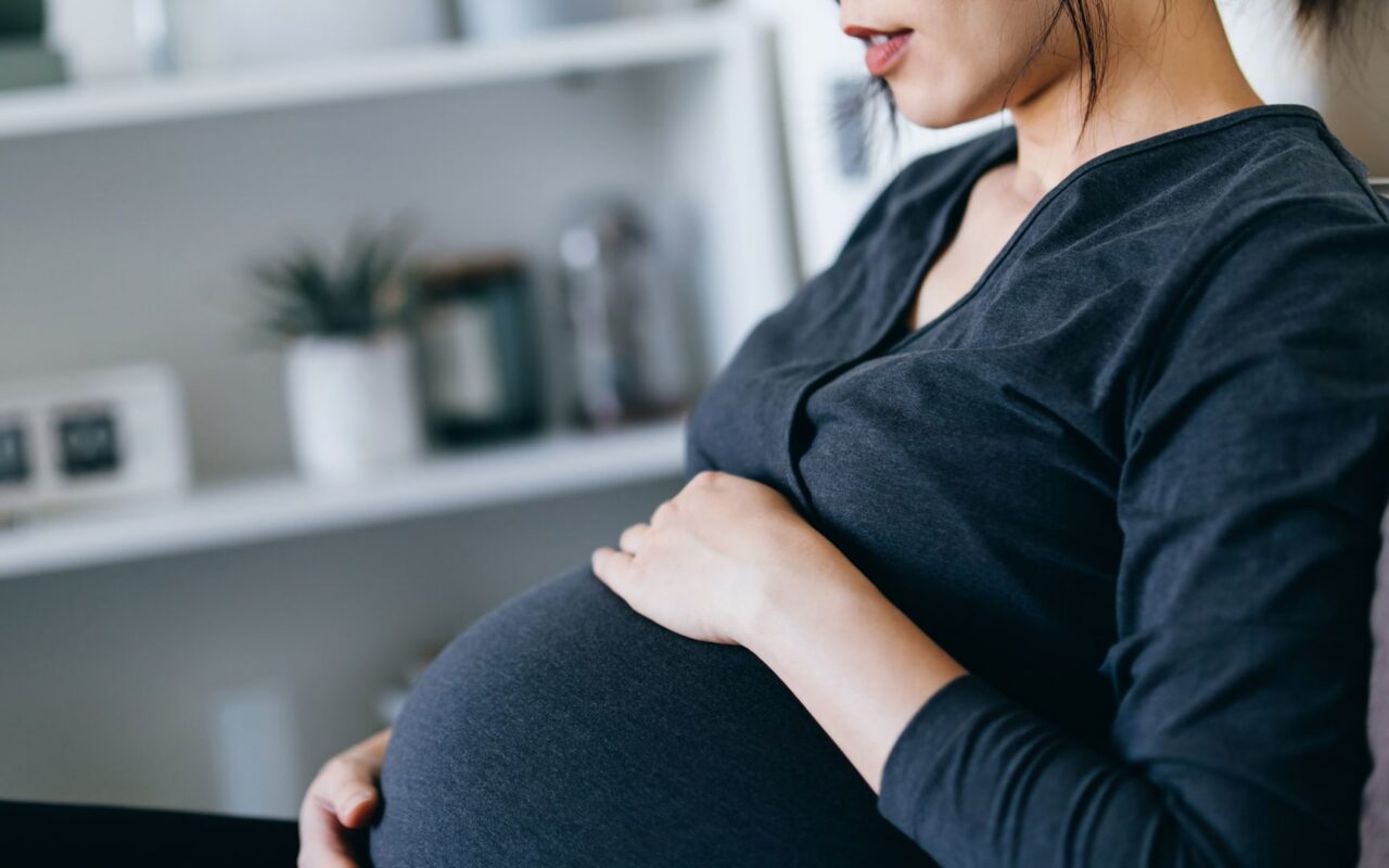 أعراض الإباضة لدى المرأة..كيف تعزز النساء من فرص الإنجاب؟