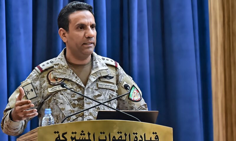 “التحالف” يعلن تفاصيل “عملية عسكرية في الحديدة” تهدف إلى “حماية أمن الملاحة بباب المندب”