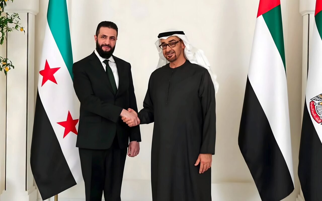 أحمد الشرع يجري اتصالًا برئيس الإمارات.. ودمشق وأبوظبي تكشفان ما دار فيه